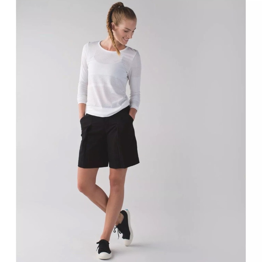 Lululemon Long Story Short Size 2 Black Shorts